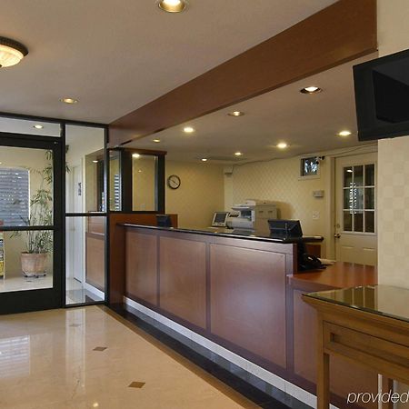Mariposa Inn 维克多维尔 内观 照片