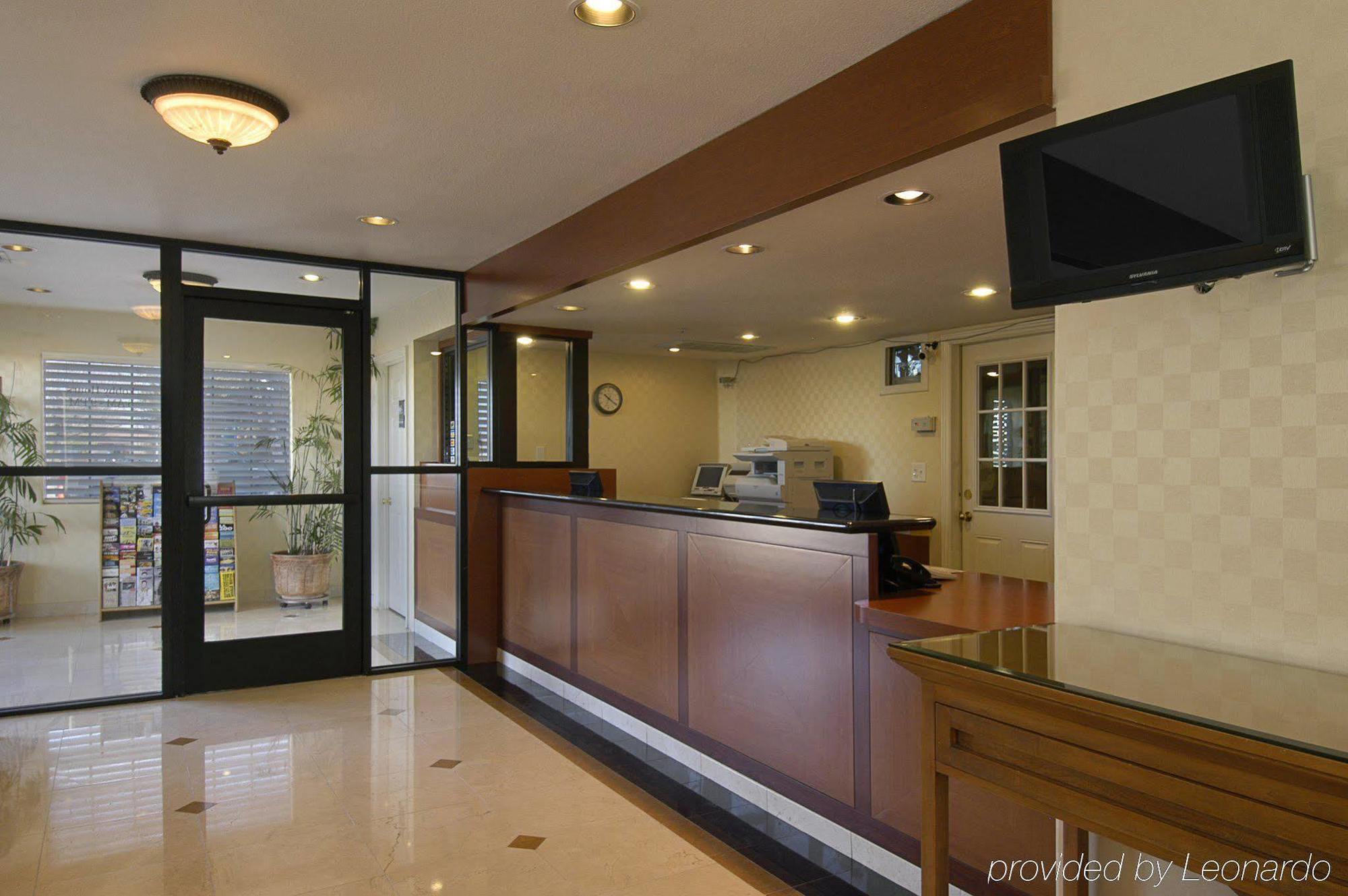 Mariposa Inn 维克多维尔 内观 照片
